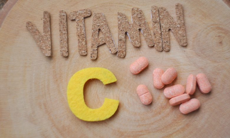 العلاقة بين فيتامين سي والحساسية